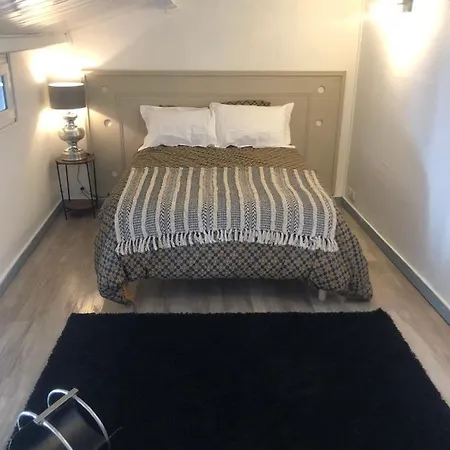 Apartment Studio Duplex Avec Jardin Terrasse La Genette Le Mail *