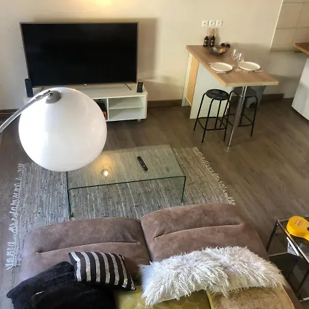 Studio Duplex Avec Jardin Terrasse La Genette Le Mail Apartamento La Rochelle (Charente-Maritime)